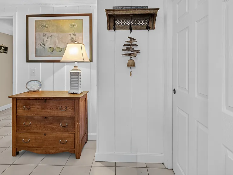 52 Beach St #2 — Photo 14