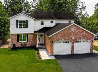 455 S Ellicott Creek Rd, Amherst, NY 14228