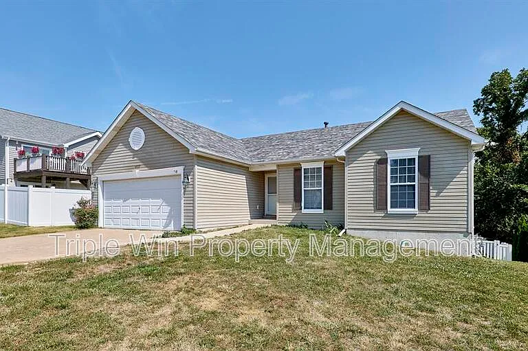 4927 Triple Tree Ct — Photo 2