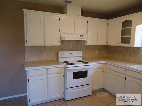 4th image of 1713 Hayden St