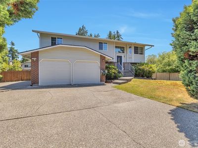 7906 211 Place SW, Edmonds, WA, 98026