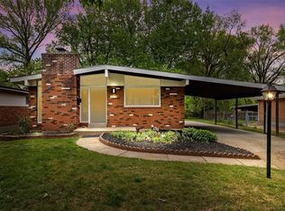 7270 Boellner Dr, Hazelwood, MO