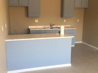 11938 1st Ave APT 4, Hesperia, CA 92345