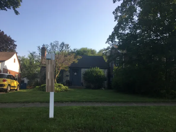 1824 Kessler Boulevard East Dr, Indianapolis, IN 46220