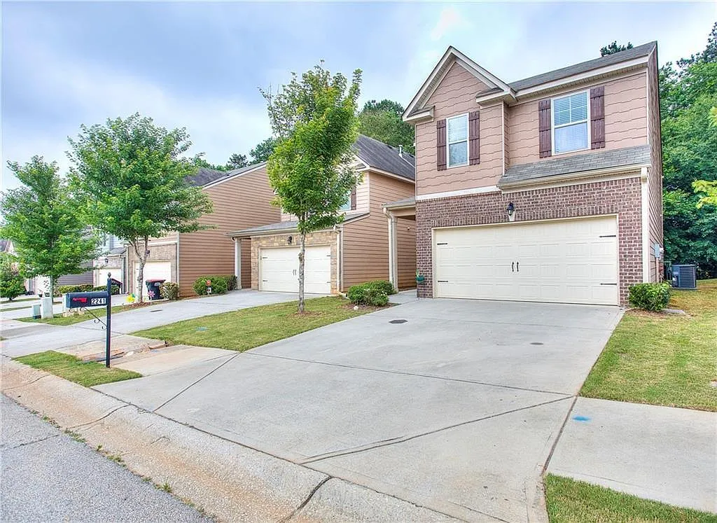 3 bed, 2.5 bath, 2000 sqft, $2,600 — Photo 4
