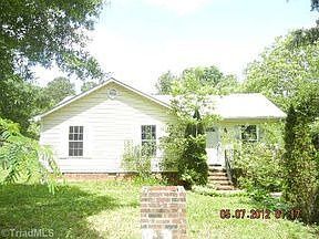 1st image of 1106 Stonewall St
