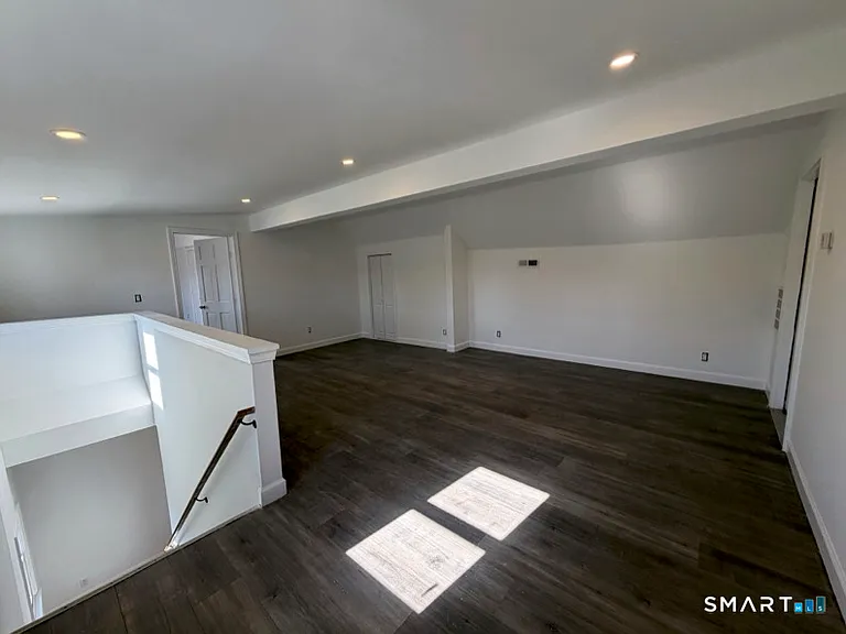 30 Dora St — Photo 14