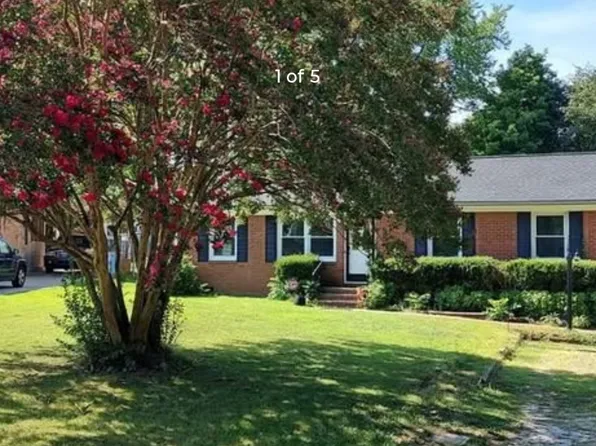 213 Eden Cir, Pineville, NC 28134