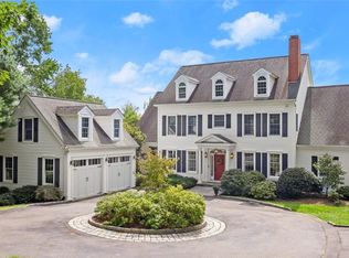 19 N Meadow Ln, Putnam Valley, NY 10579