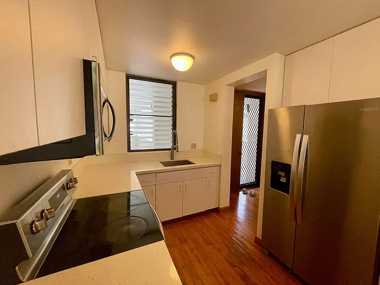 531 Hahaione St #2D — Photo 6