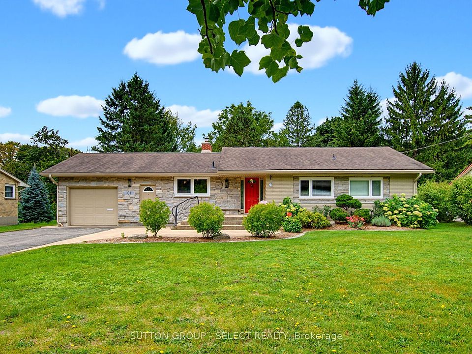 1st image of 61 Daleview Cres