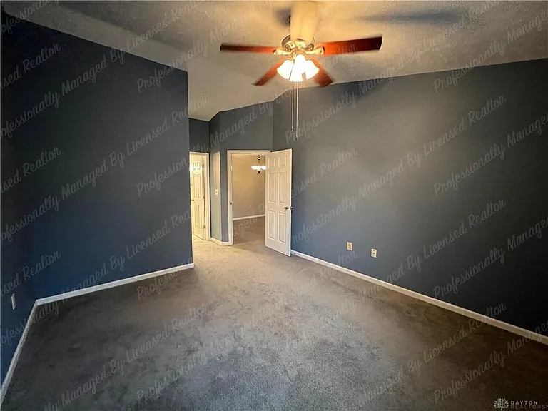 6650 Wareham Ct #8 — Photo 25