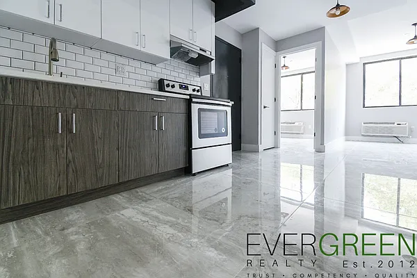 Rented by Pinn Realty | media 1