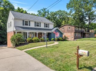 106 Dixon Dr, Pittsburgh, PA 15209