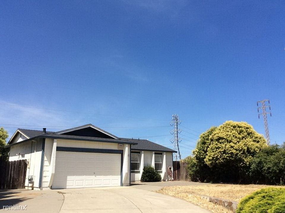 30110046_ 832 Carpetta Cir _Pittsburg_CA_2016 1