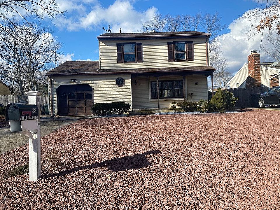 38 Willetta Drive
