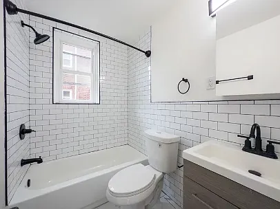 1513 Elmwood Ave #4 — Photo 5