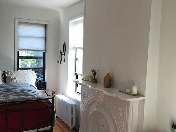 4th image of 146 Wythe Ave APT 3L