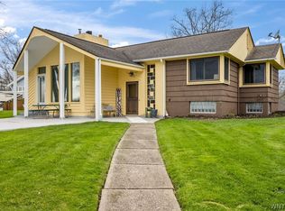 1858 E River Rd, Grand Island, NY 14072