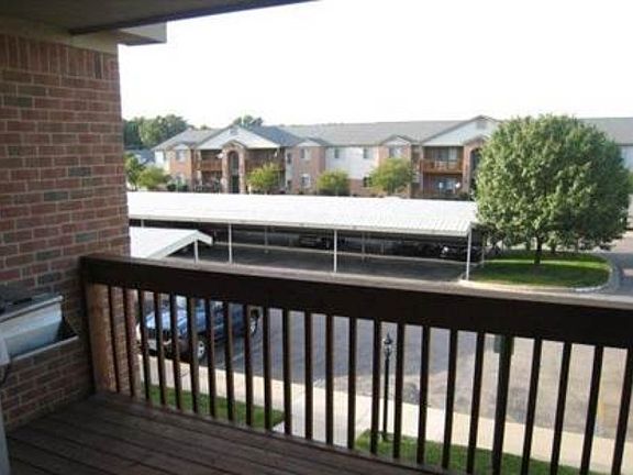 3rd image of 9638 Sawgrass Ct #5