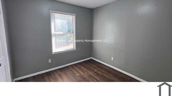 4th image of 8301 N Hillsborough Ln