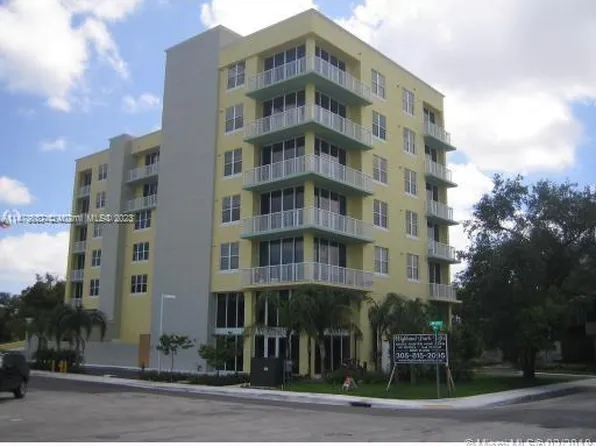 1350 NW 8th Ct #C-3, Miami, FL 33136