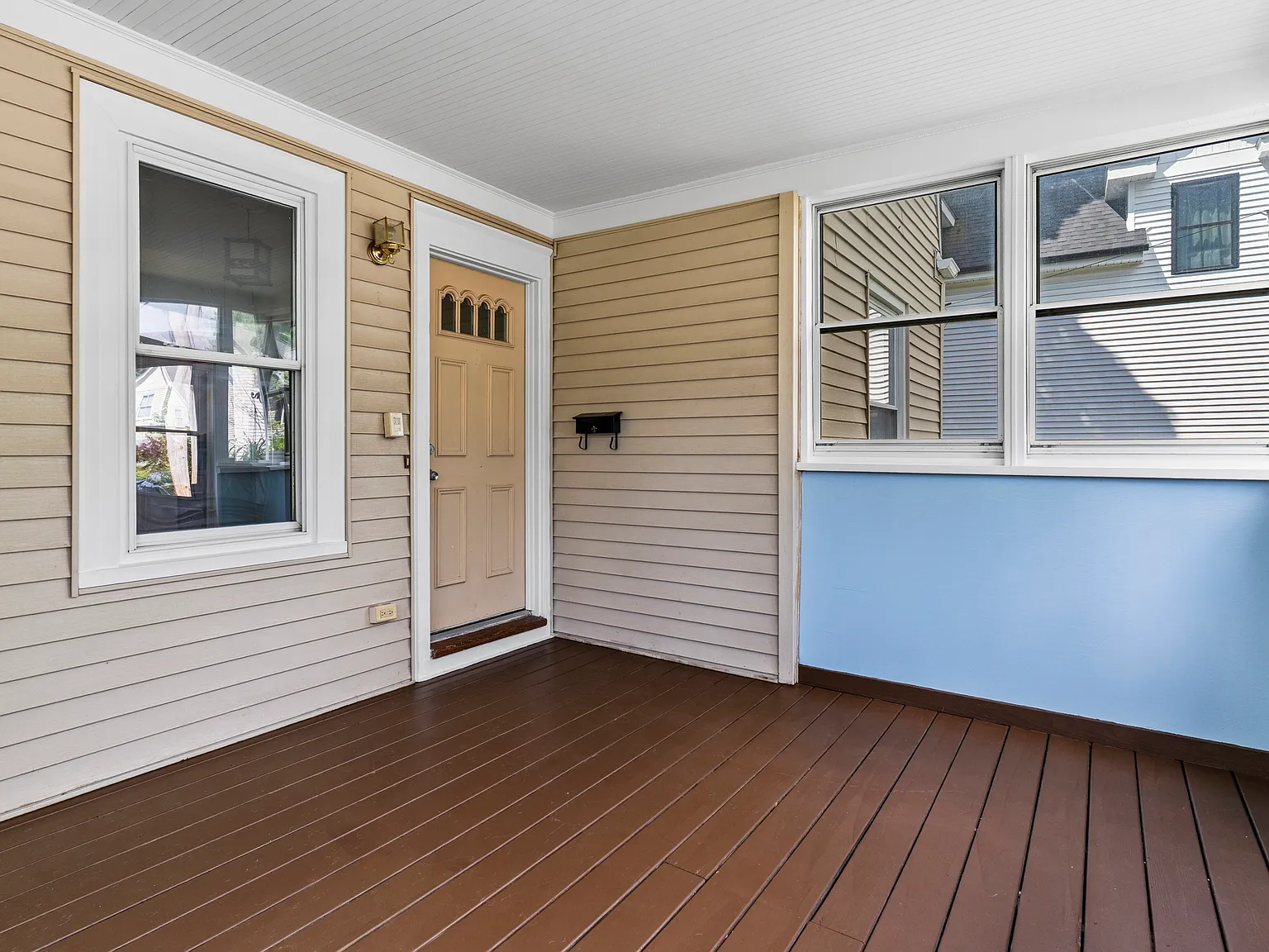 3 bed, 1.5 bath, 1496 sqft, $3,800 — Photo 4