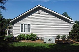 3rd image of 16 Augustine Ln