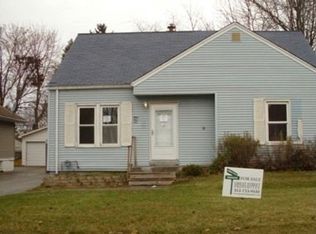 916 N Lewis Ave, Waukegan, IL 60085
