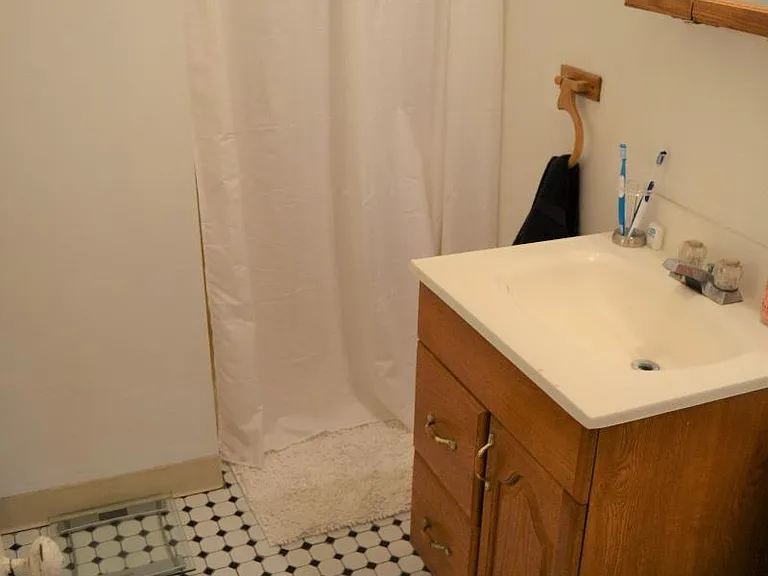 346 Faneuil St #2 — Photo 12