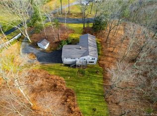48 Knollwood Rd, Bethany, CT 06524