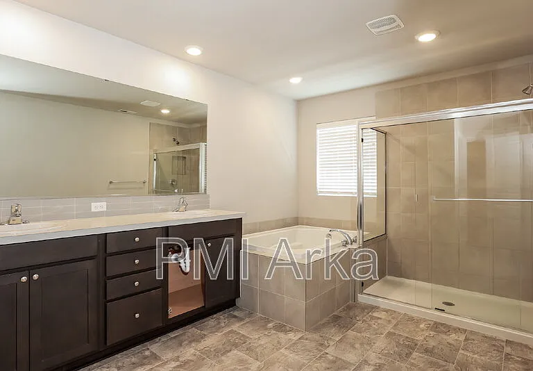 10823 32nd St NE — Photo 10