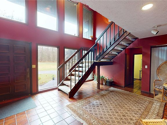 3rd image of 2915 Millgate Dr