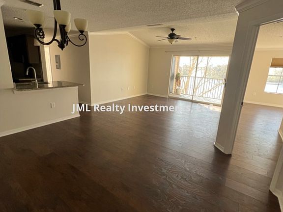 2nd image of 1939 Summer Club Dr APT 303