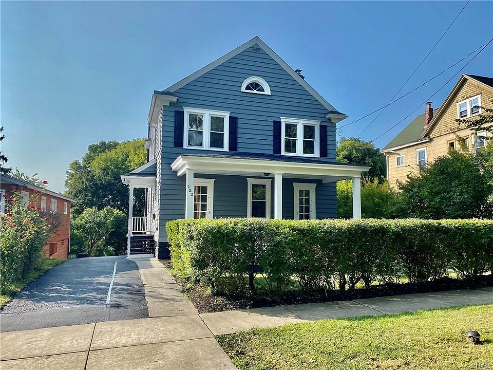 1st image of 122 Lincoln Park Dr