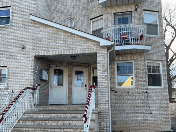 98 So Burnet St, East Orange, NJ 07018