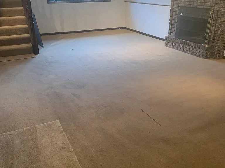 2136 Cedar Ave — Photo 21