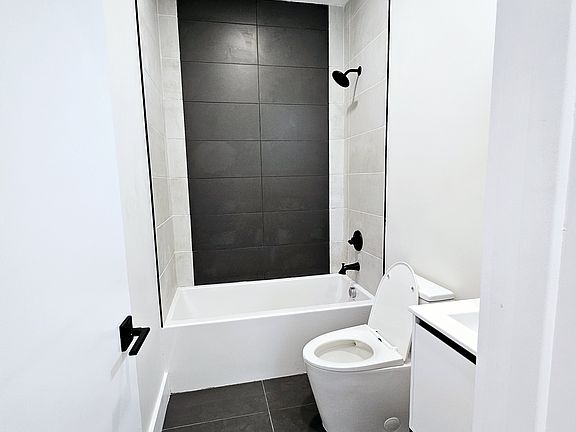5th image of 46 Van Reipen Ave #3R