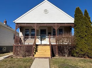 970 Cleophus Pkwy, Lincoln Park, MI 48146