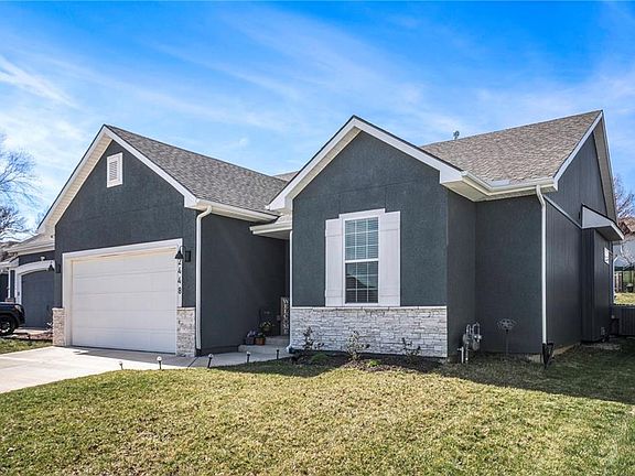 3rd image of 12448 Meadow Ln