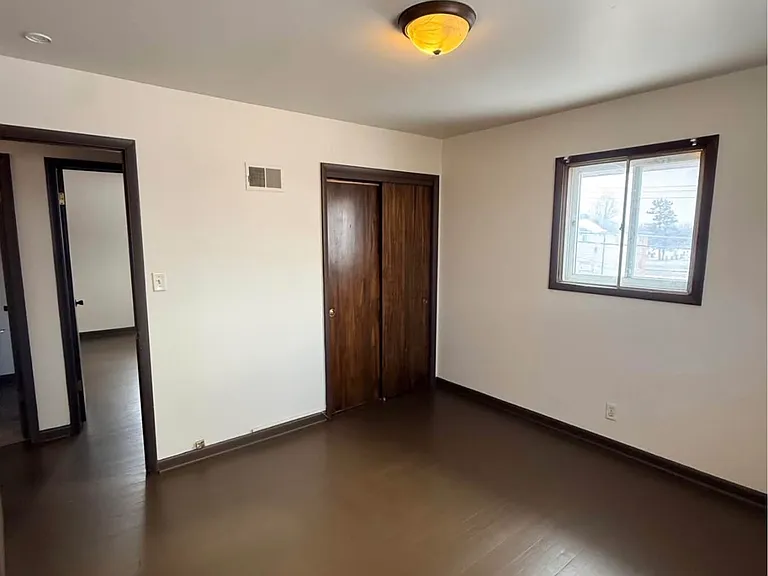 8803 W Thurston Ave #1 — Photo 2