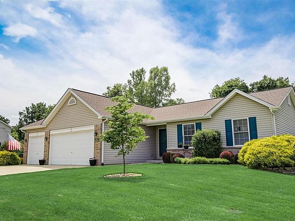 4th image of 63 Broadstone Dr