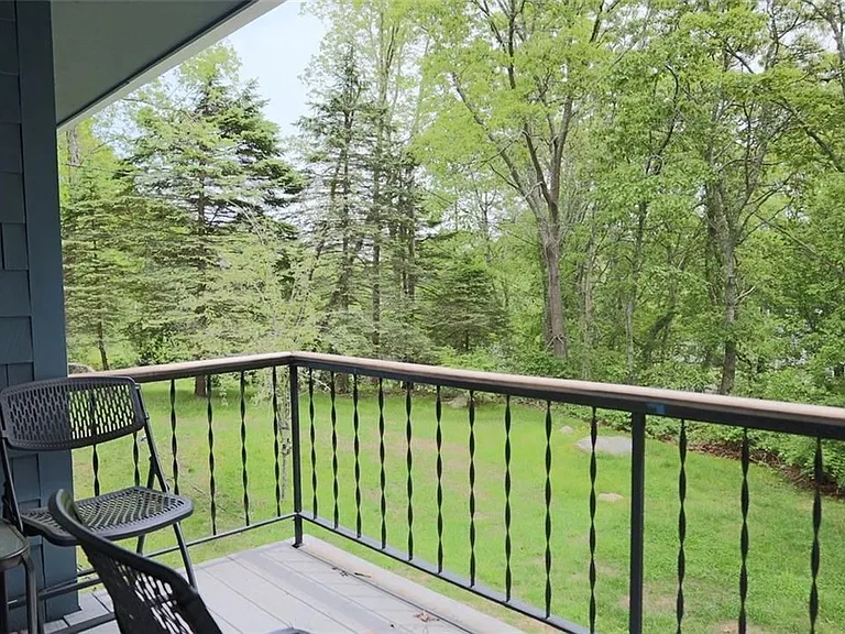 13 Valley Dr — Photo 22