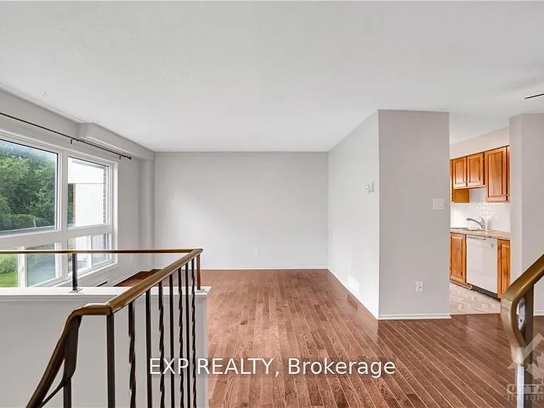 20 Forester Cres #C — Photo 8