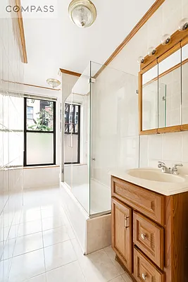 Rented by Compass | media 5