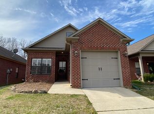 2015 Springfield Dr, Belden, MS 38826