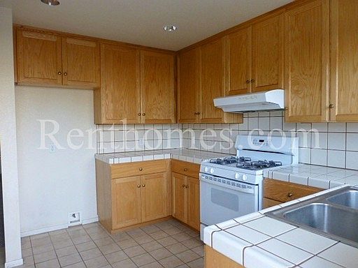 5th image of 7474 Hyatt St