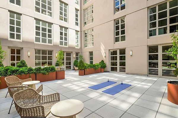 Rented by Compass | media 8
