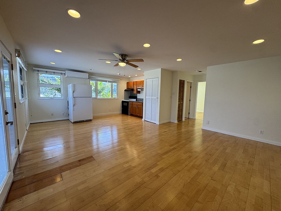 1st image of 1021 Koko Head Ave