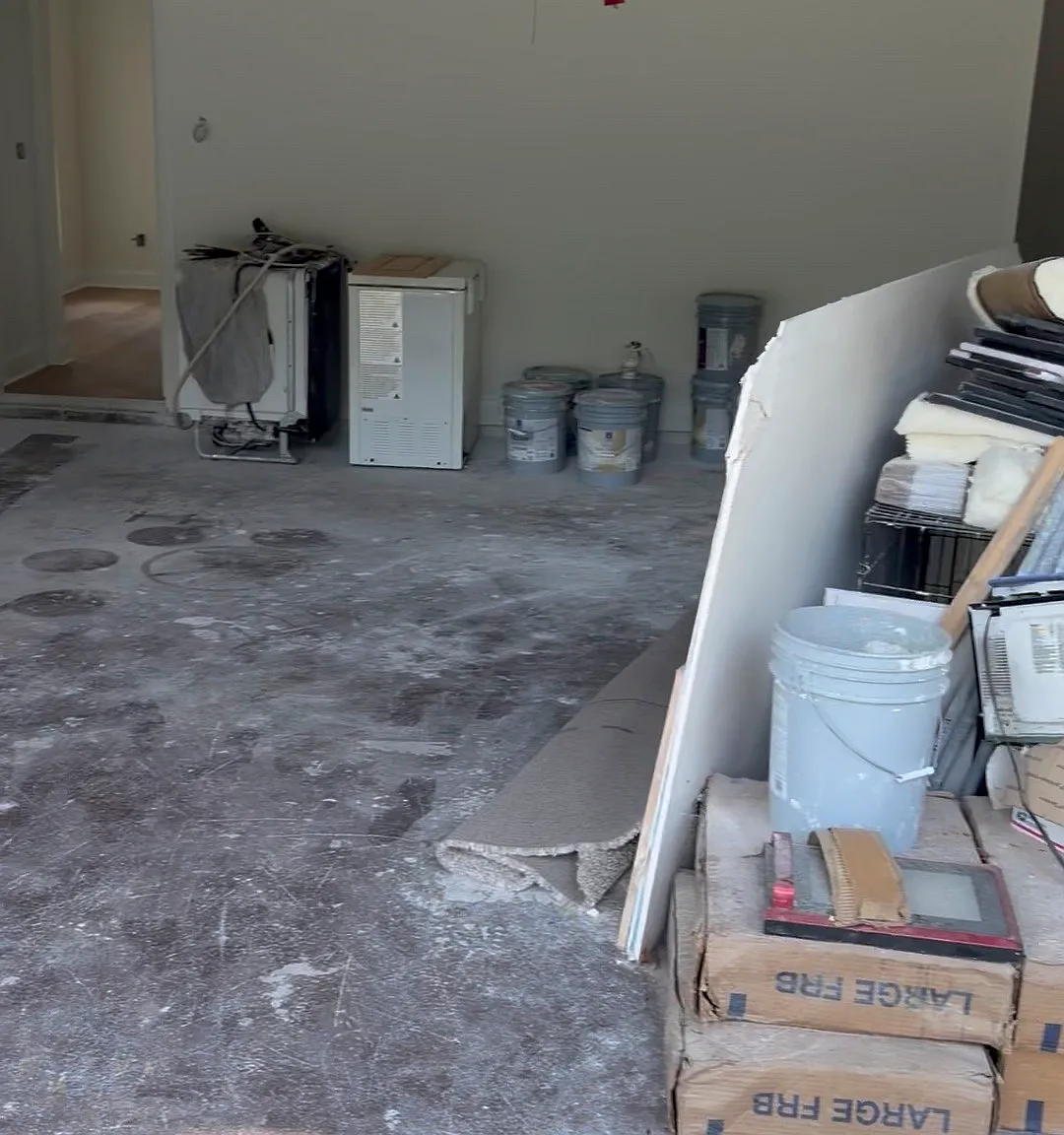 821 Academy Park Dr — Photo 1